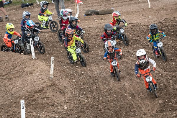 Voltaic Kids Electric Dirt Bike 16'' Lion Pro - Image 18