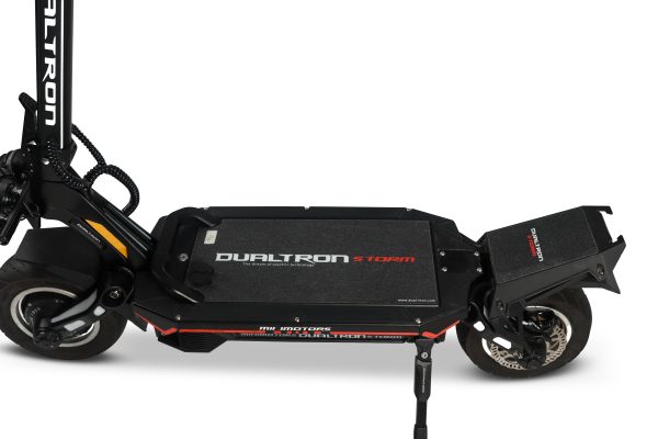 Dualtron New Storm Electric Scooter - Image 3