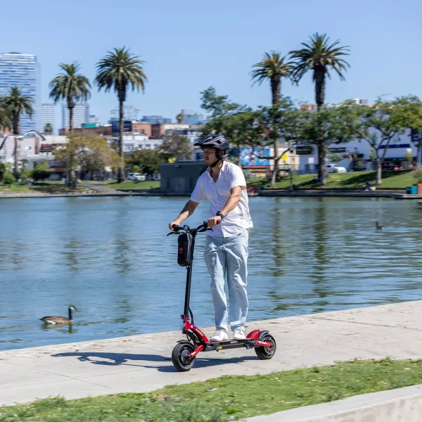 Kaabo Mantis 10 Lite Dual Motor Electric Scooter - Image 2