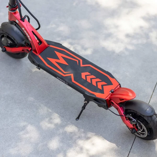 Kaabo Mantis 10 Lite Dual Motor Electric Scooter - Image 9