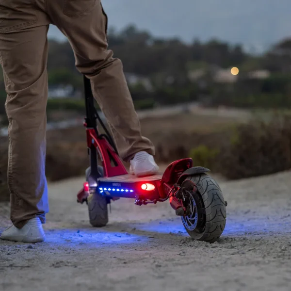 Kaabo Mantis 10 Lite Dual Motor Electric Scooter - Image 8